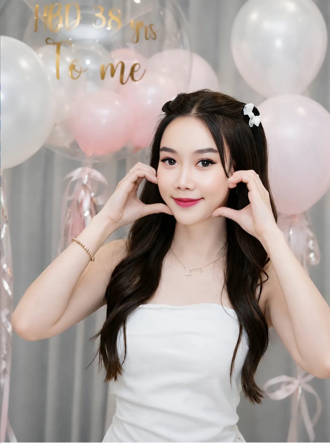 รูปที่ 2 จาก 3 ของ ยูจิน จากธนบุรี, กรุงเทพมหานคร