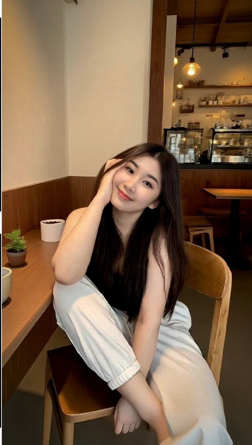 alt.profilePhoto