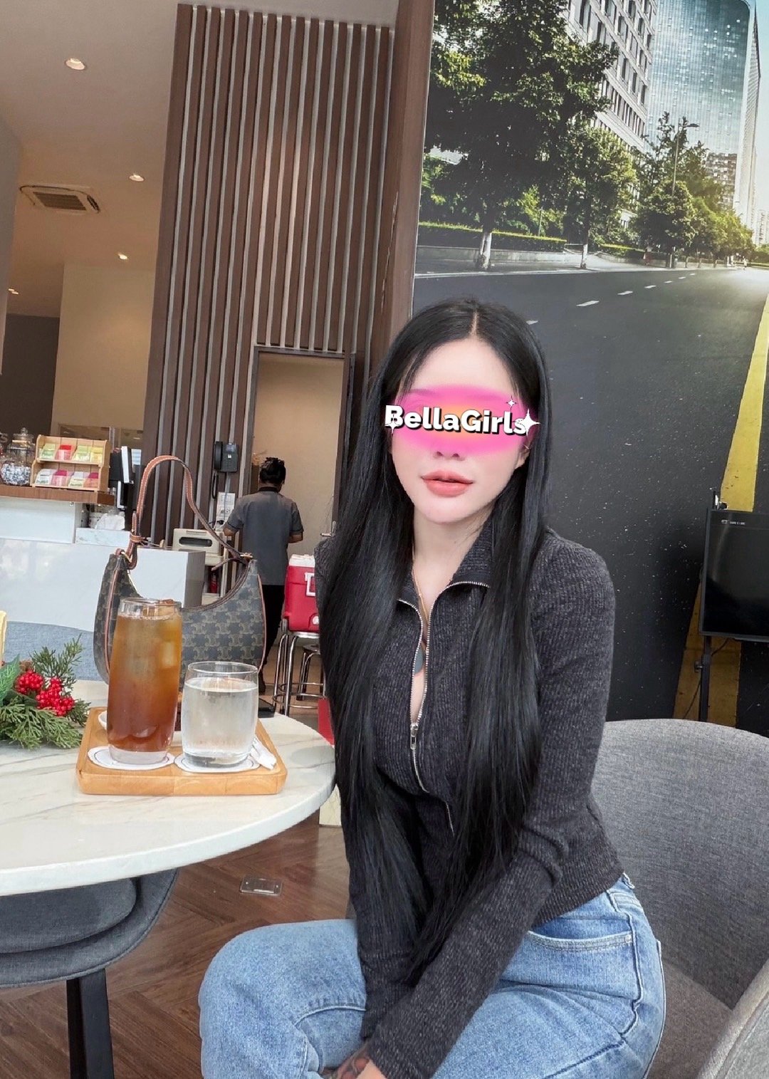 Photo 5 of 5 of ฮิวสตัน from Bang Khae, Bangkok