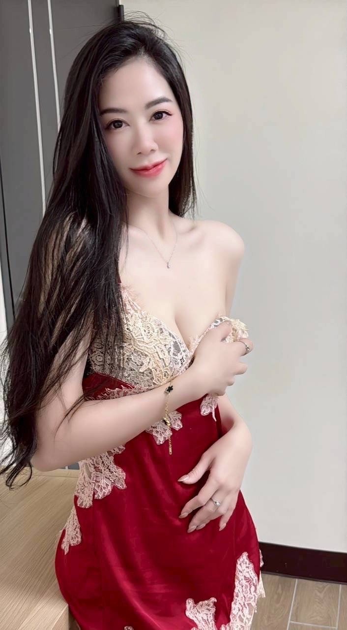 Photo 3 of 4 of น้องแอนนี่ (Annie) from Khlong Toei, Bangkok