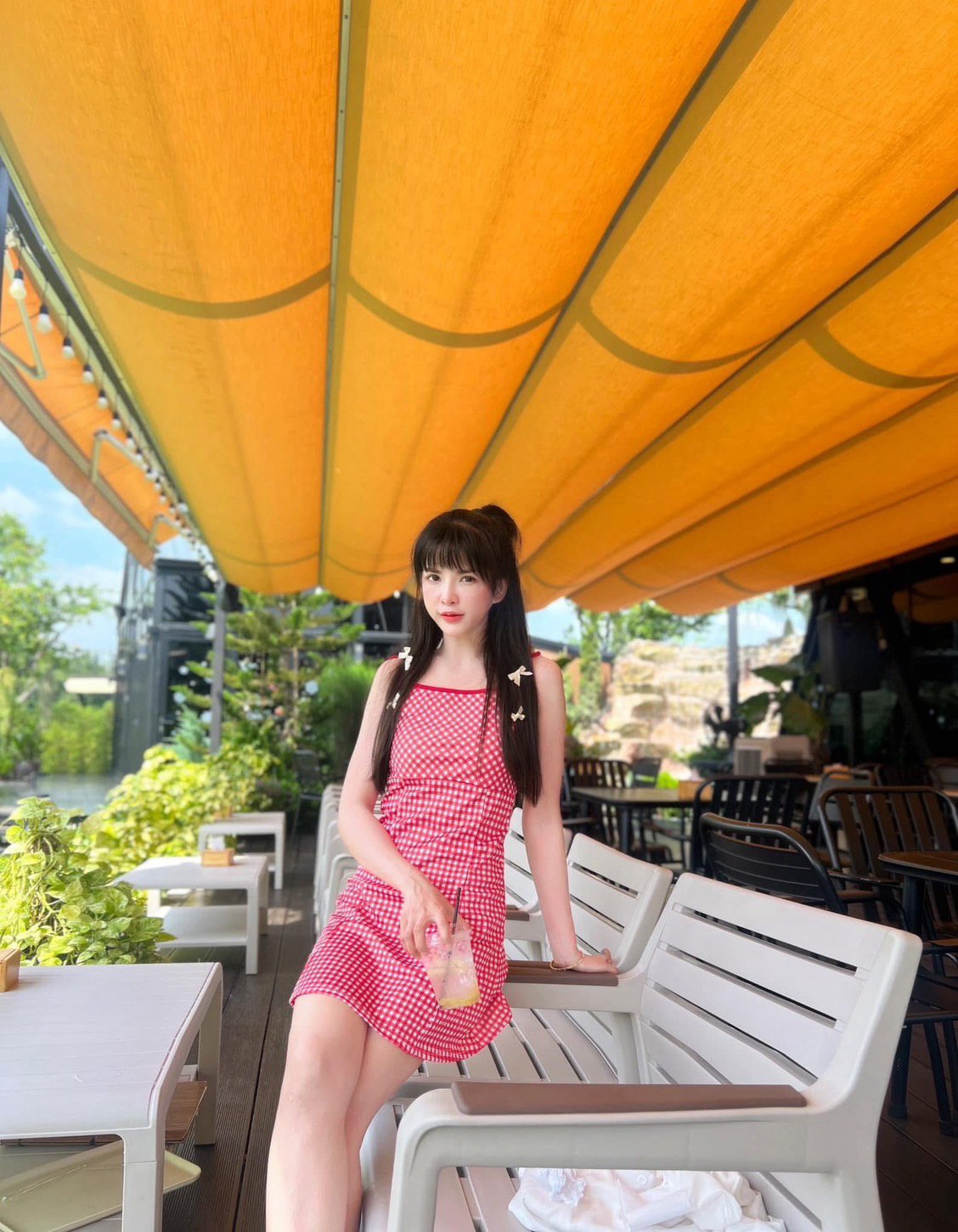 Photo 2 of 6 of แชมเปญ from Mueang Nonthaburi, Nonthaburi