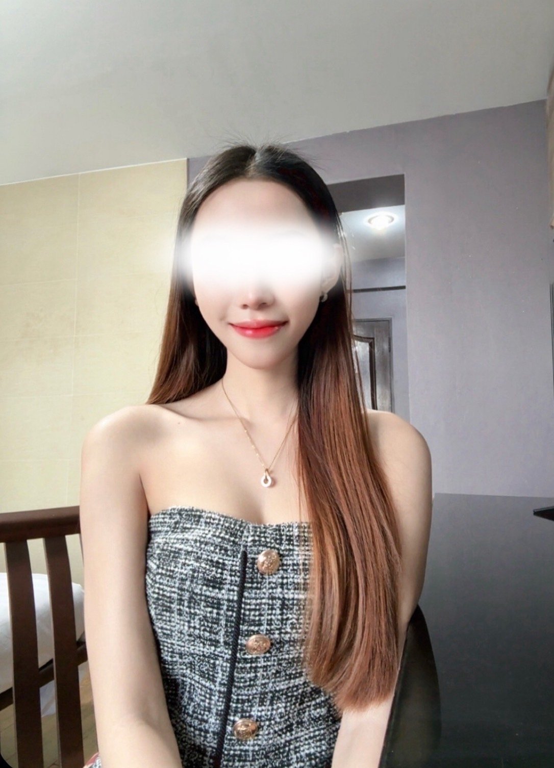Photo 2 of 3 of Lingling หลิงหลิง from Huai Khwang, Bangkok