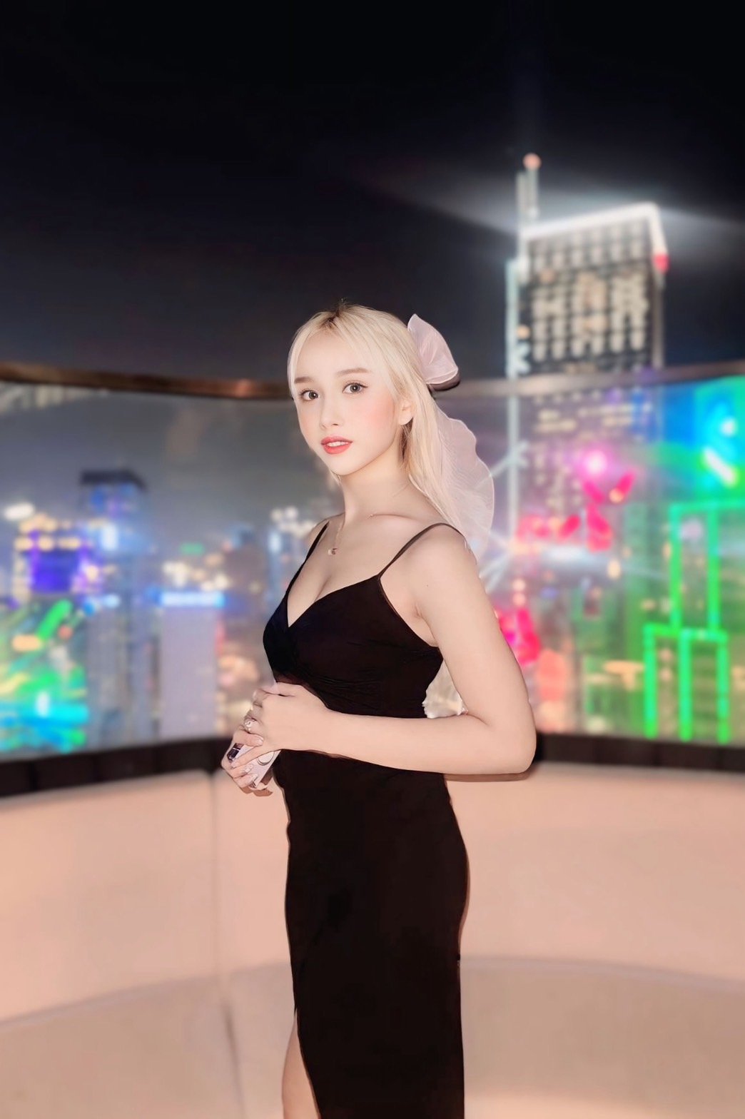 Photo 4 of 5 of Rina from Huai Khwang, Bangkok