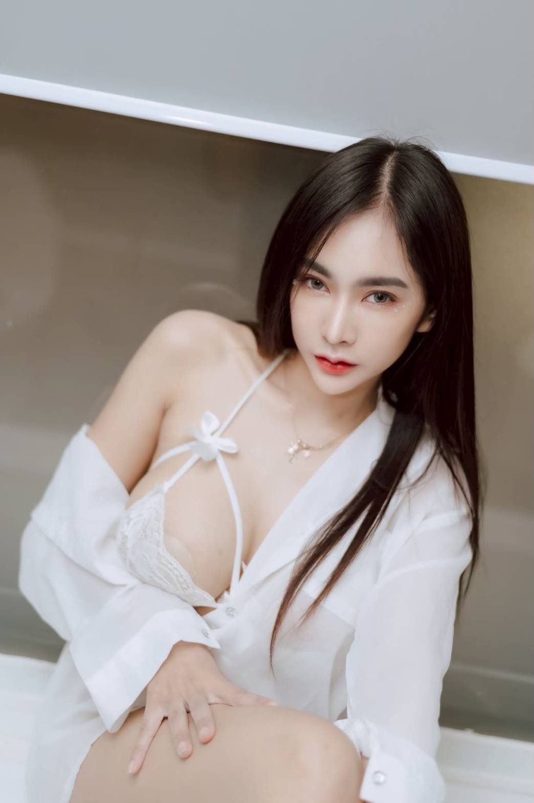 รูปที่ 2 จาก 4 ของ นามิ จากห้วยขวาง, กรุงเทพมหานคร