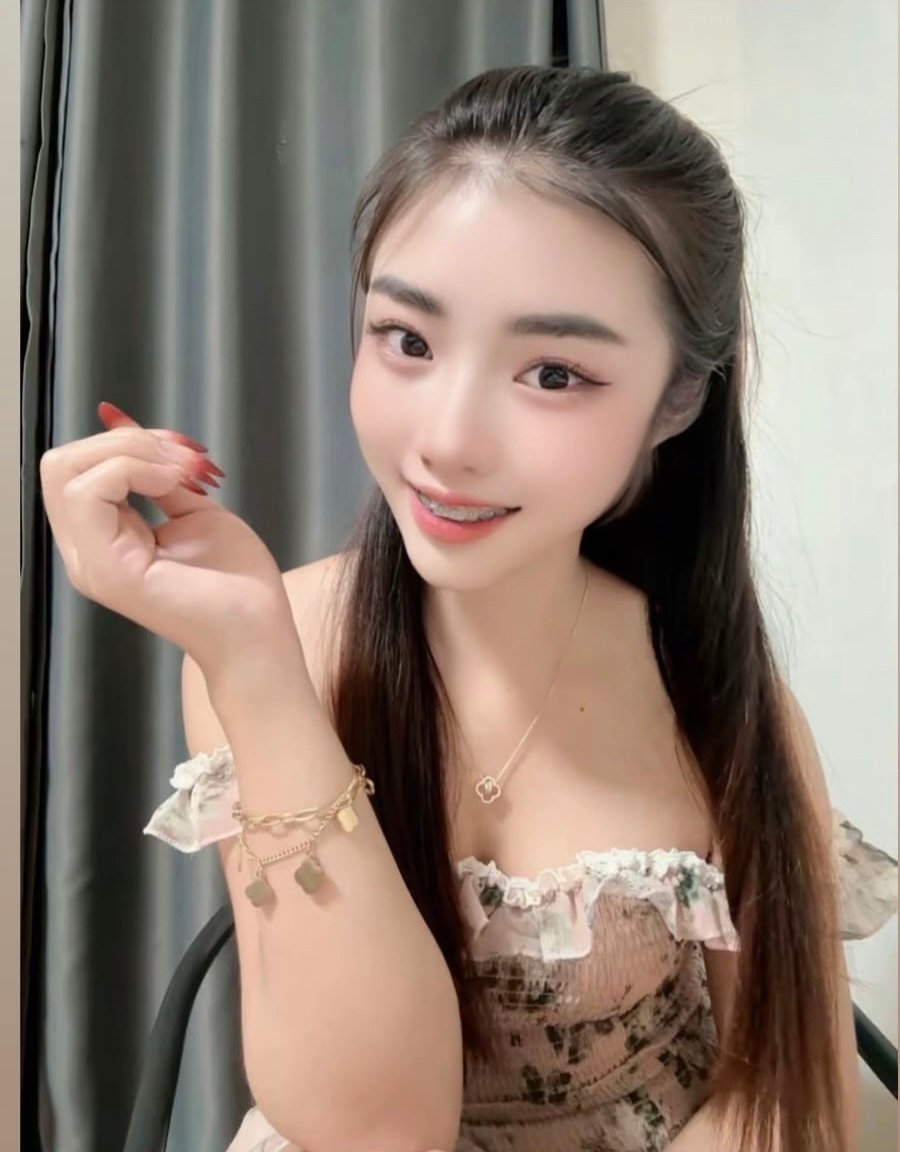 รูปที่ 3 จาก 4 ของ เรนนี่ จากธนบุรี, กรุงเทพมหานคร