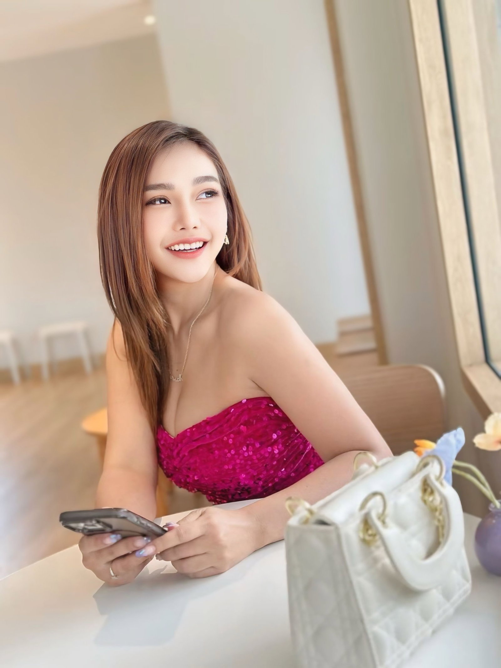 รูปที่ 3 จาก 4 ของ Pinky จากคลองเตย, กรุงเทพมหานคร