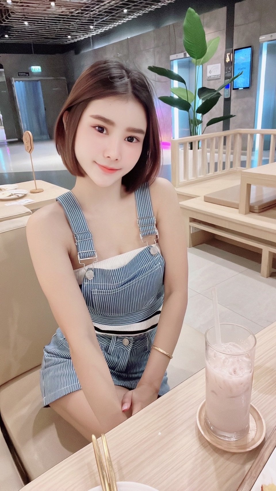 รูปที่ 2 จาก 5 ของ โคโค่ จากธนบุรี, กรุงเทพมหานคร