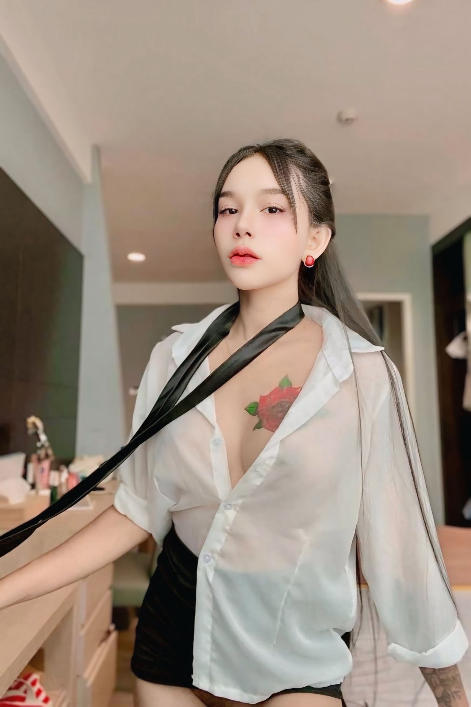 รูปที่ 2 จาก 4 ของ Ivy จากคลองเตย, กรุงเทพมหานคร
