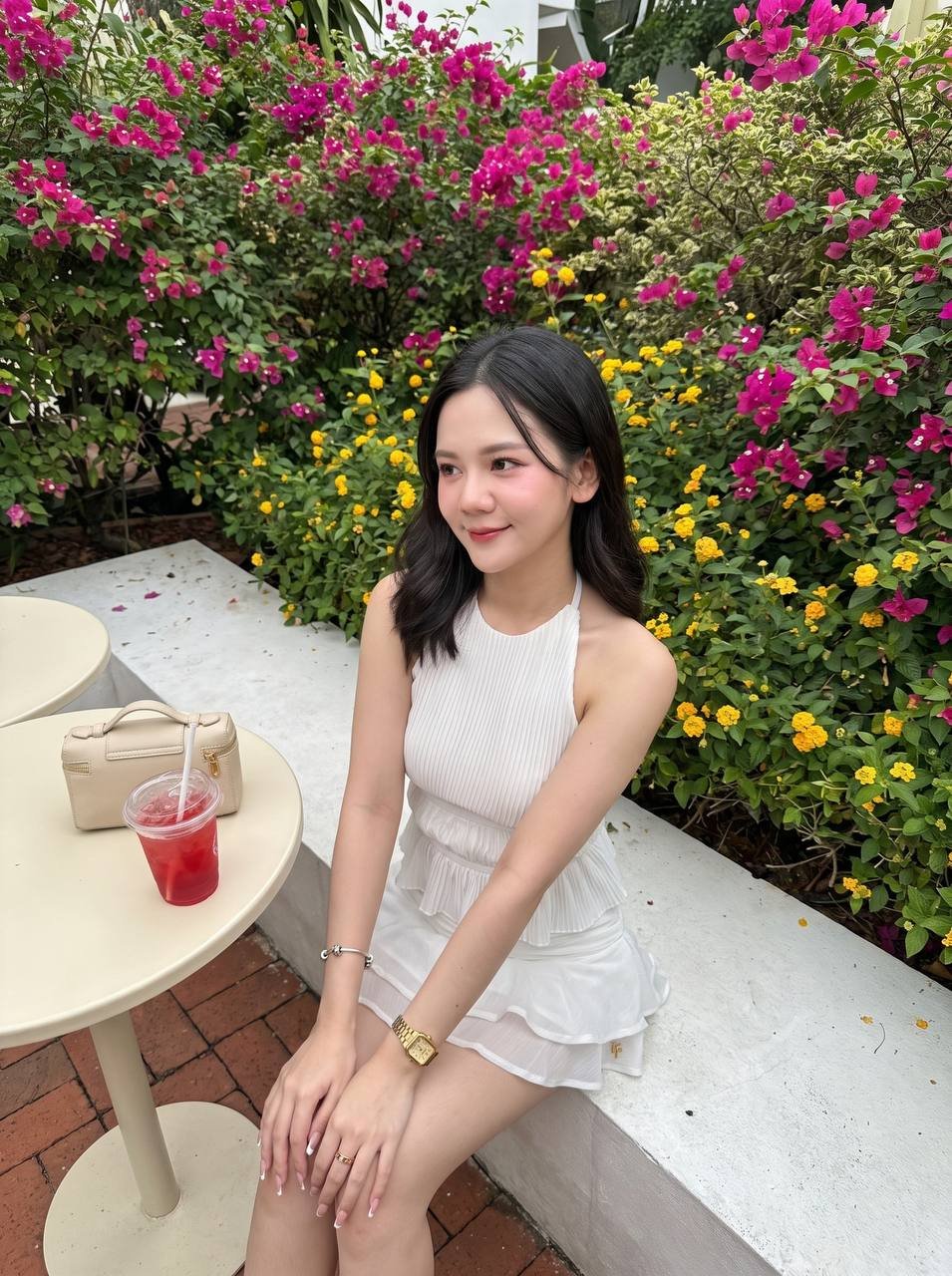 Photo 4 of 5 of ไอวี่ Ivy from Don Mueang, Bangkok