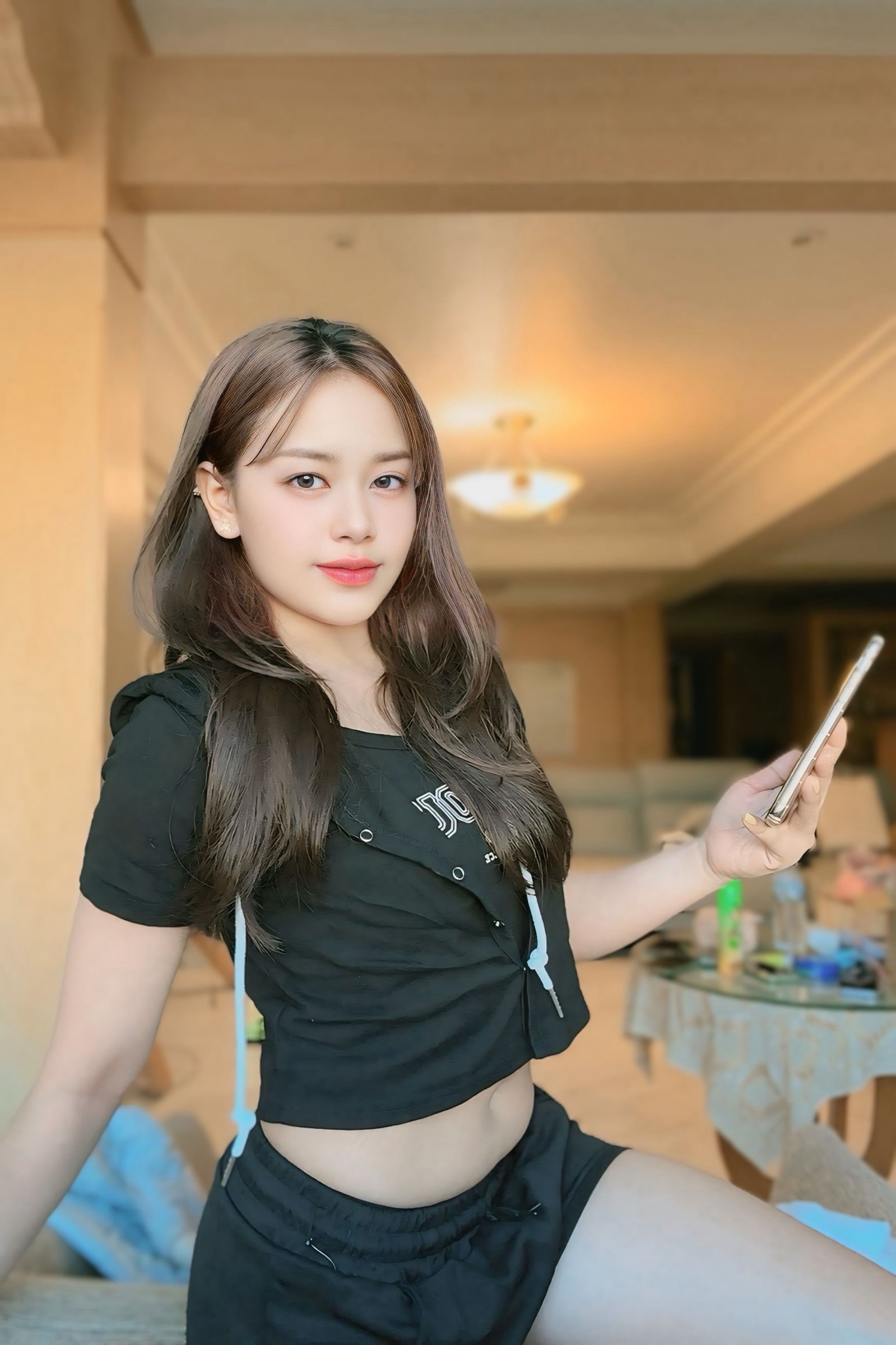 รูปที่ 2 จาก 3 ของ Raya จากคลองเตย, กรุงเทพมหานคร