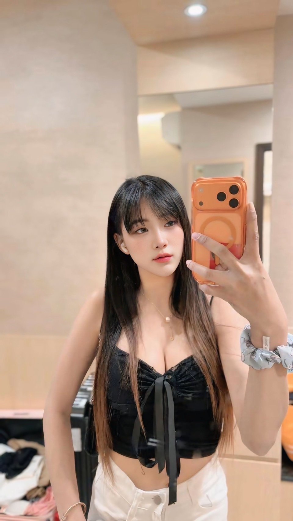 Profile photo of น้องเฟรม (Frame) from Khlong Toei, Bangkok - Verified