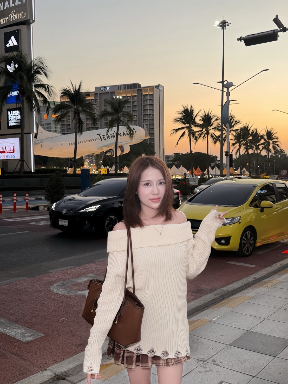 รูปที่ 4 จาก 6 ของ แบมแบม จากคลองเตย, กรุงเทพมหานคร