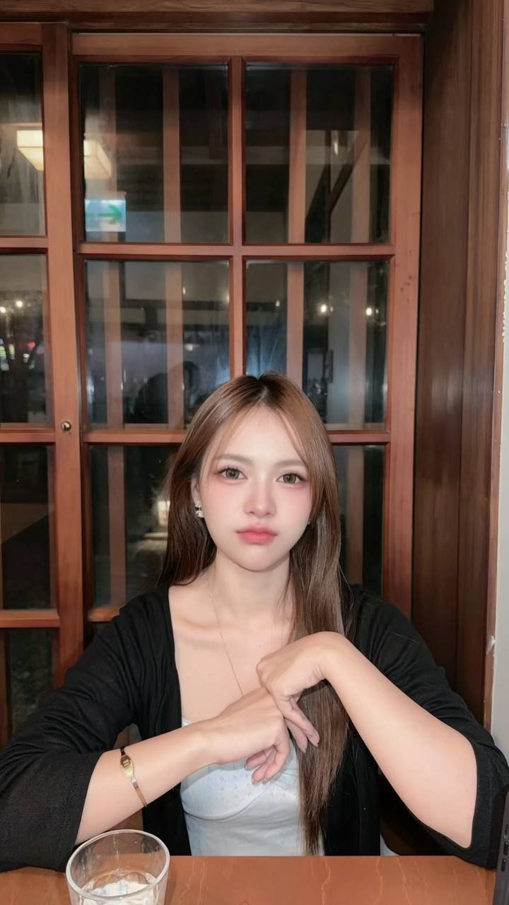 Profile photo of น้ำฝน from Bang Khae, Bangkok