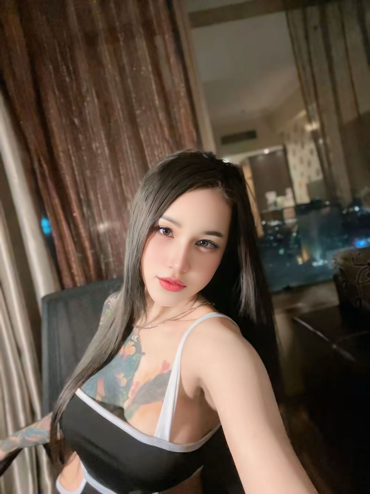 รูปที่ 1 จาก 3 ของ Maya จากคลองเตย, กรุงเทพมหานคร