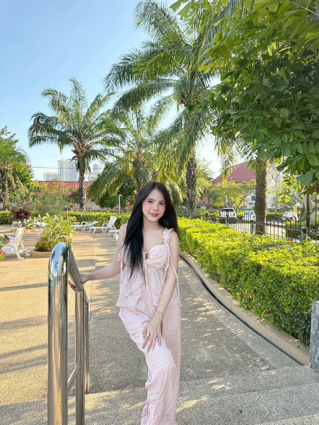 รูปที่ 4 จาก 4 ของ แพรว จากบางละมุง, ชลบุรี